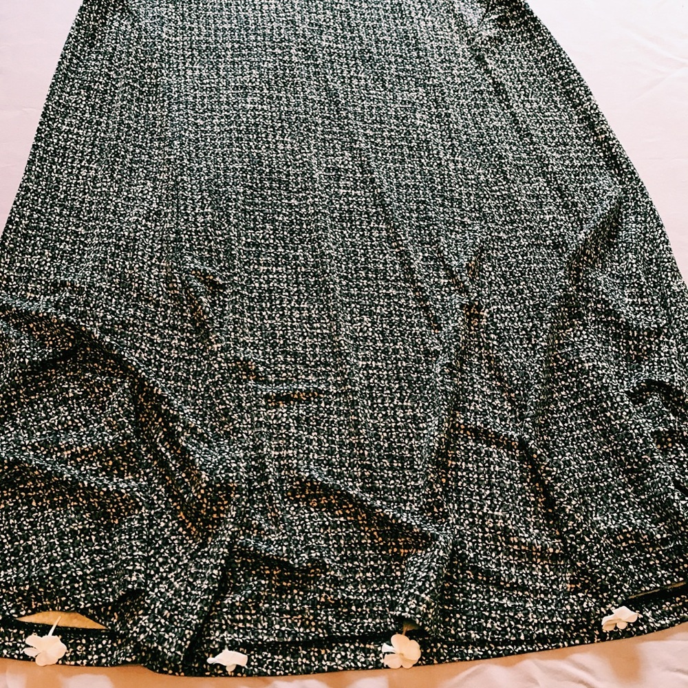 TALBOTS med skirt!Great for professional occasions